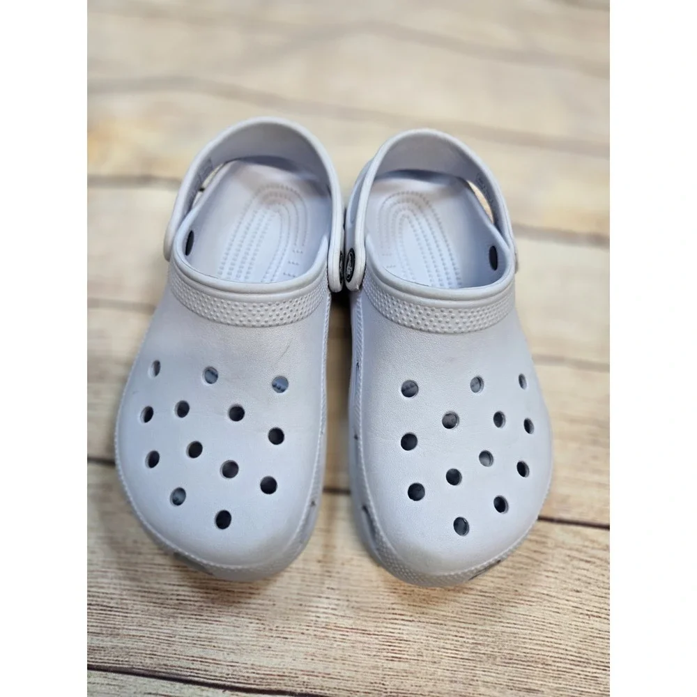 Croc Classic Clog Unisex Kids J3/US 3 Dreamscape Slip-On Rubber Clog Sandal